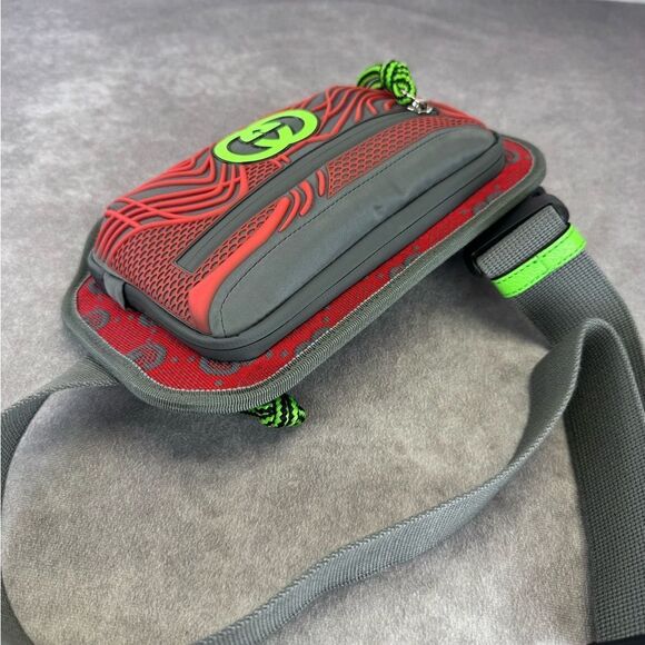 Gucci NEW Graphic Red Gray Men's Bag - Picture 6 of 14